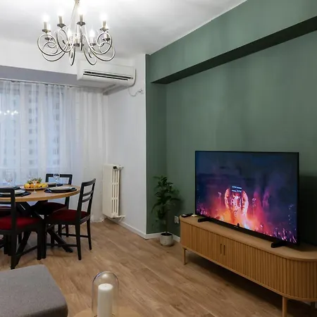 Daire Splendid Historical Smarald 2 Bedroom Old Town *