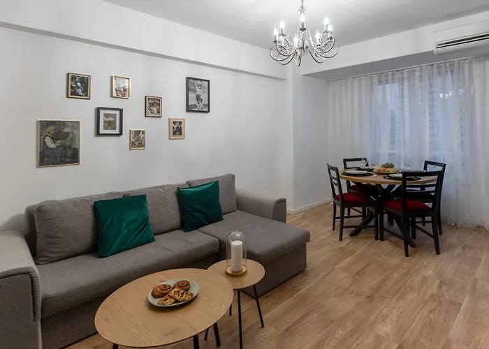 Daire Splendid Historical Smarald 2 Bedroom Old Town