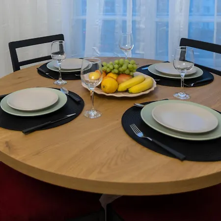 Splendid Historical Smarald 2 Bedroom Old Town *