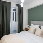 아파트 Splendid Historical Smarald 2 Bedroom Old Town *