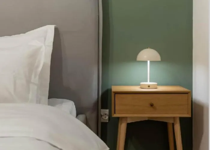 Splendid Historical Smarald 2 Bedroom Old Town * Bukarest