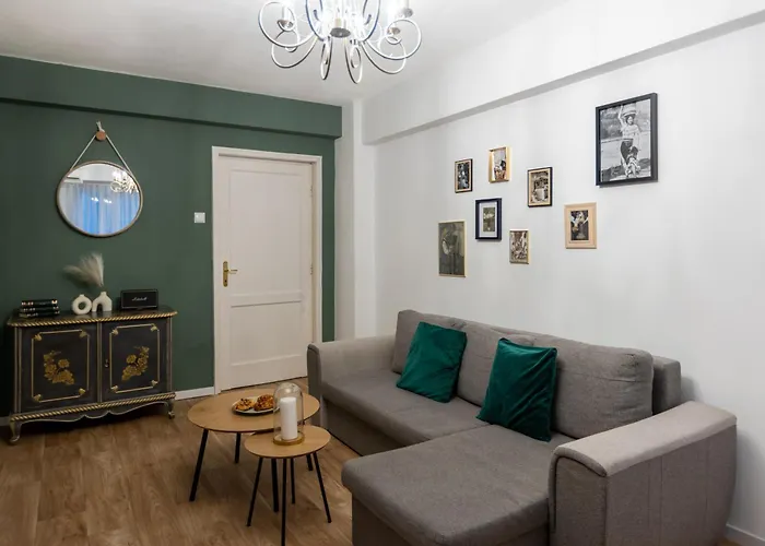 Splendid Historical Smarald 2 Bedroom Old Town * 부쿠레슈티